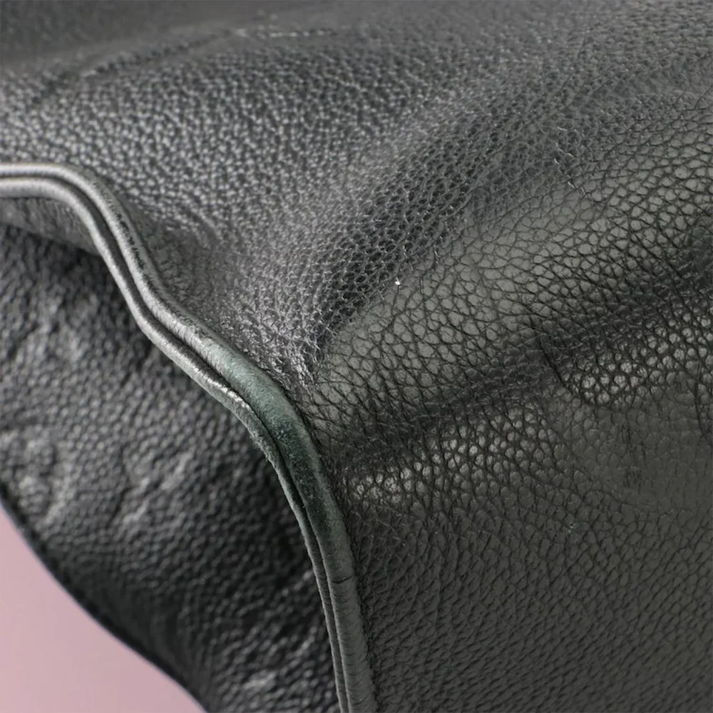 Louis Vuitton OnTheGo GM Tote in Monogram Giant Empreinte Leather